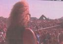 Not-Jani-Lane suveying an appalled crowd